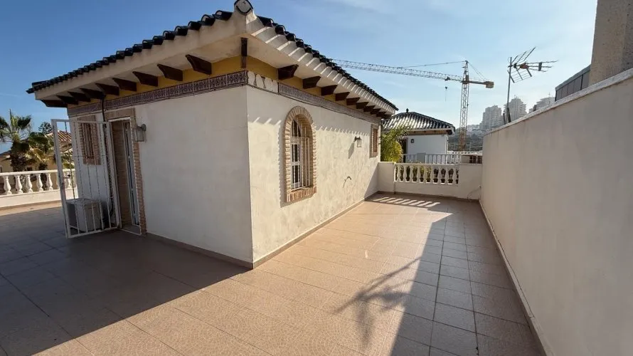 House de 3 chambres à Torrevieja, Spain No. 670 № 21