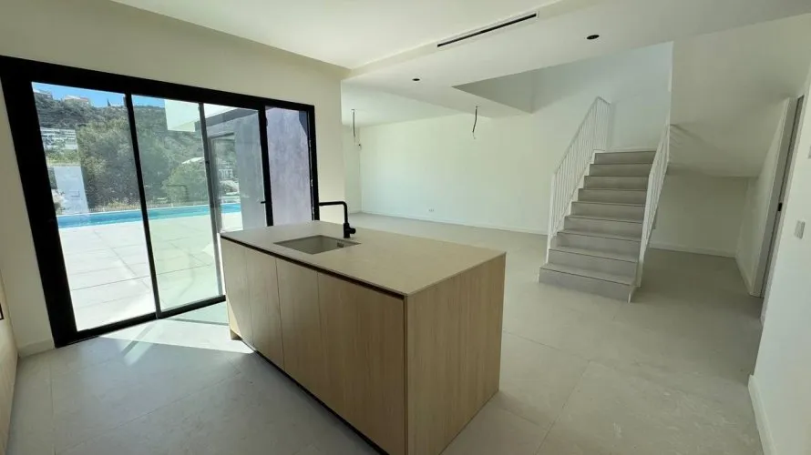 Villa de 3 chambres à Finestrat, Espagne No. 666 № 8