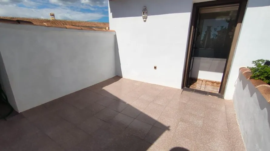 House de 209m² à Alicante, Espagne No. 649 № 4