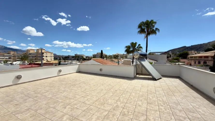 House de 4 chambres à Albir, Espagne No. 711 № 17