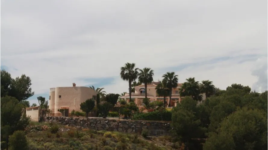 Villa de 5 chambres à L'Alfàs del Pi, Spain No. 528
