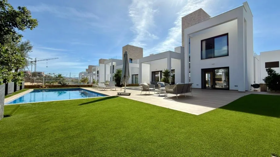 Villa de 5 chambres à Finestrat, Spain No. 667 № 1