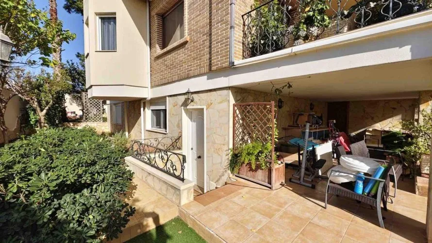 Villa de 5 chambres à Ciudad Quesada, Espagne No. 405 № 12