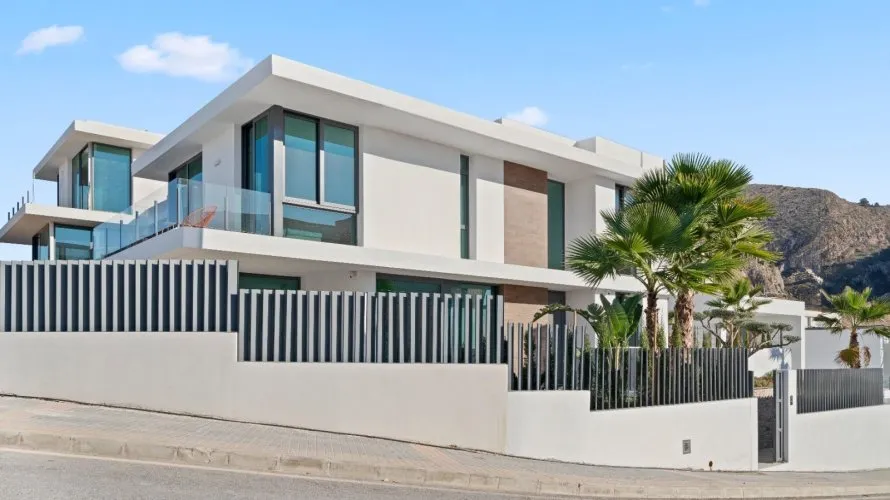 Villa de 4 chambres à Benidorm, Spain No. 696 № 27