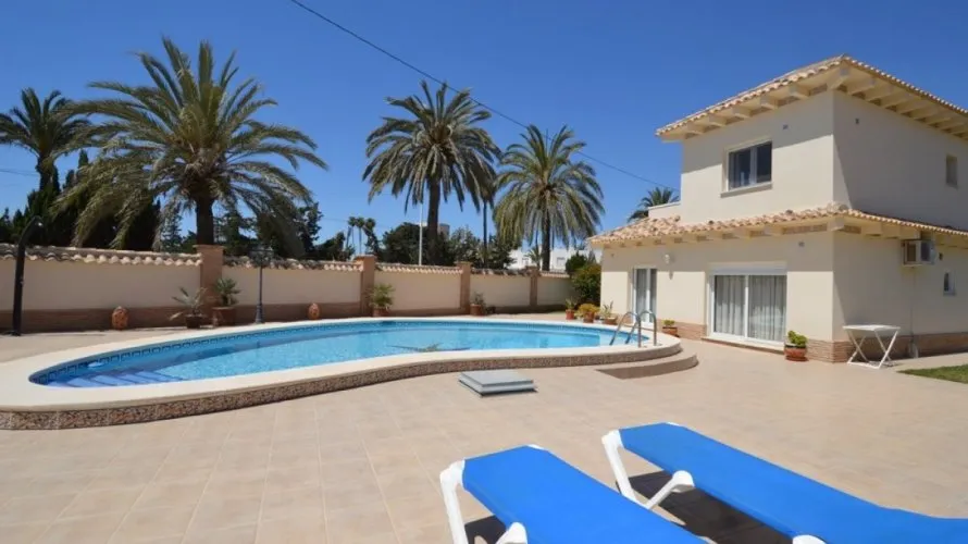 Villa de 276m² à Cabo Roig, Spain No. 439 № 28