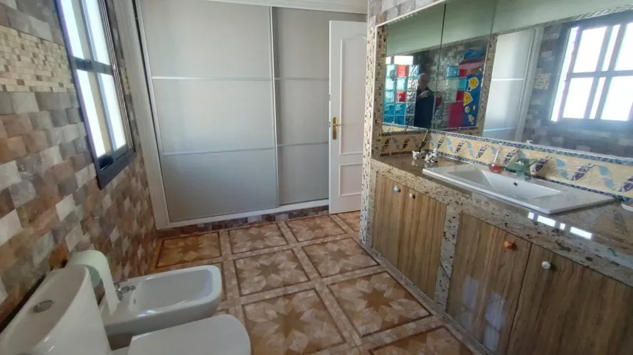 House de 209m² à Alicante, Espagne No. 649 № 21