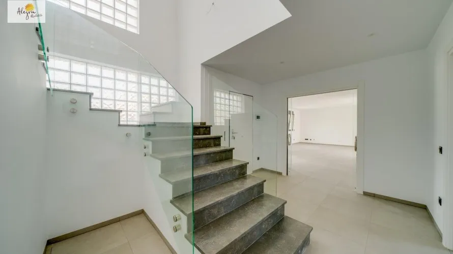 Villa de 5 chambres à Calpe, Spain No. 510 № 20