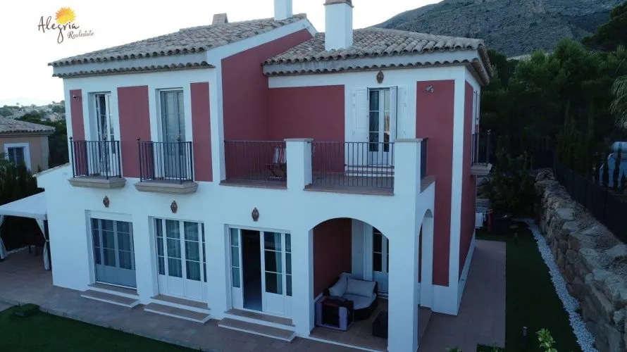 Villa de 4 chambres à Finestrat, Spain No. 441 № 27