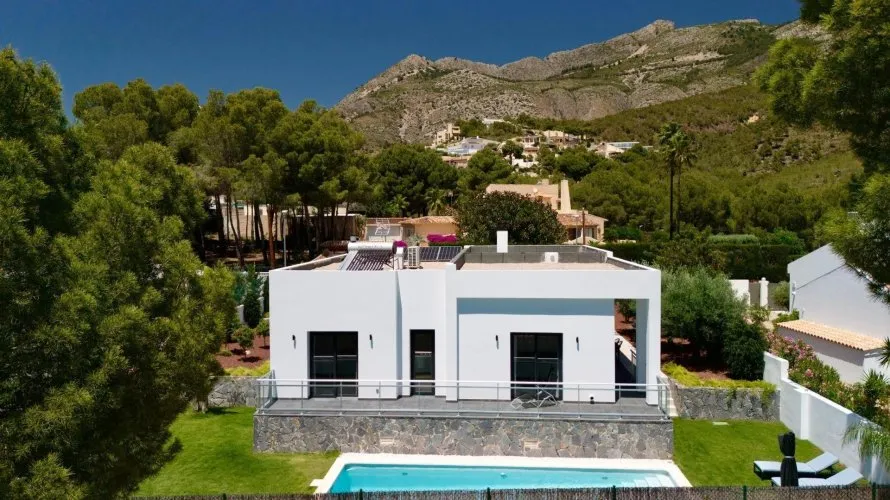 Villa de 4 chambres à Altea La Vella, Spain No. 418 № 25