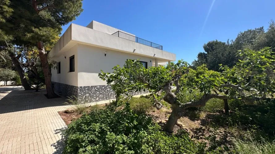 Villa de 5 chambres à San Vicente del Raspeig, Espagne No. 686 № 16