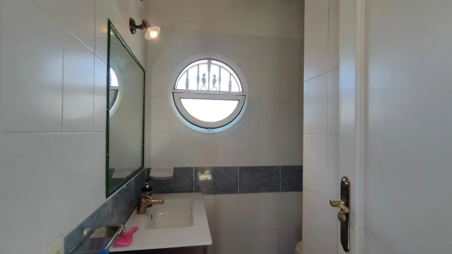 House de 209m² à Alicante, Espagne No. 649 № 14
