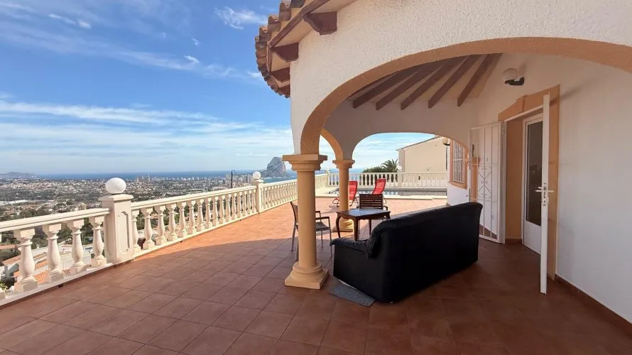 Villa de 384m² à Calpe, Spain No. 417 № 2