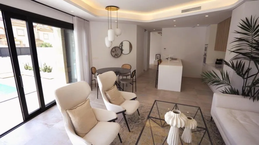 Villa de 3 chambres à La Florida, Spain No. 690 № 18