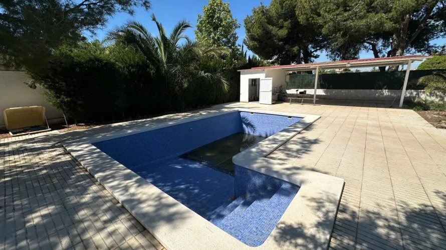 Villa de 5 chambres à San Vicente del Raspeig, Espagne No. 686 № 19