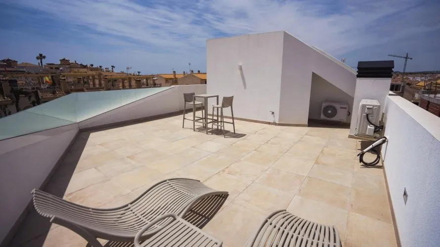 Villa de 3 chambres à La Florida, Spain No. 690 № 2