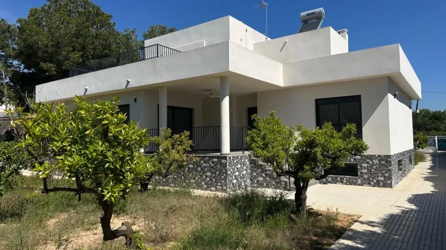 Villa de 5 chambres à San Vicente del Raspeig, Espagne No. 686 № 26