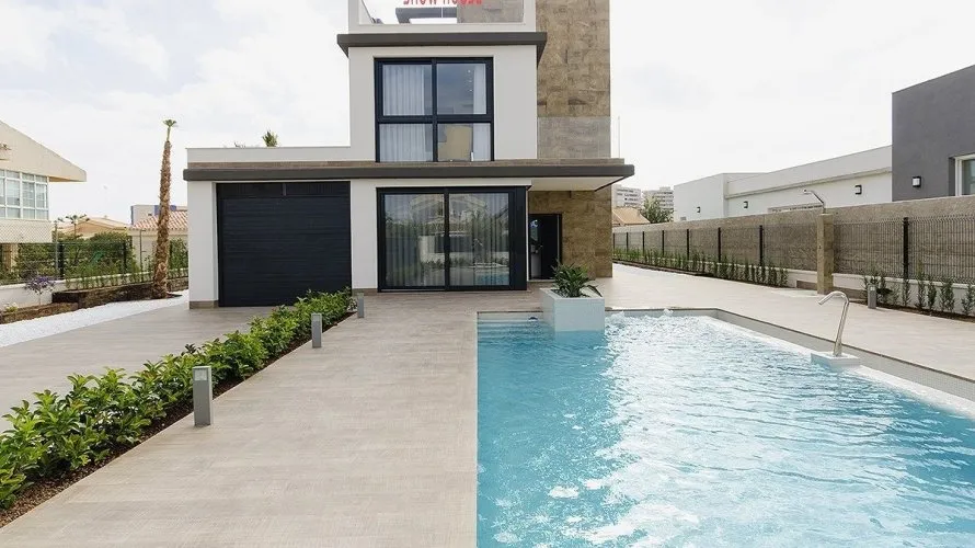 Villa de 4 chambres à Playa Honda, Spain No. 455