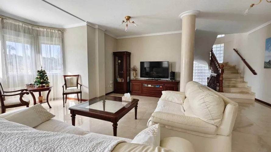 Villa de 5 chambres à Ciudad Quesada, Espagne No. 405 № 19