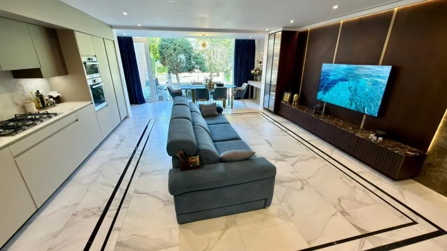 Bungalow de 6 chambres à Alicante, Espagne No. 679 № 4