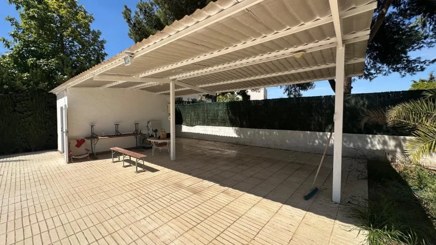 Villa de 5 chambres à San Vicente del Raspeig, Espagne No. 686 № 20