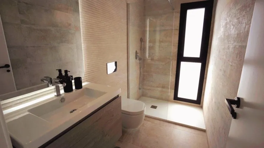Villa de 3 chambres à La Florida, Spain No. 690 № 13