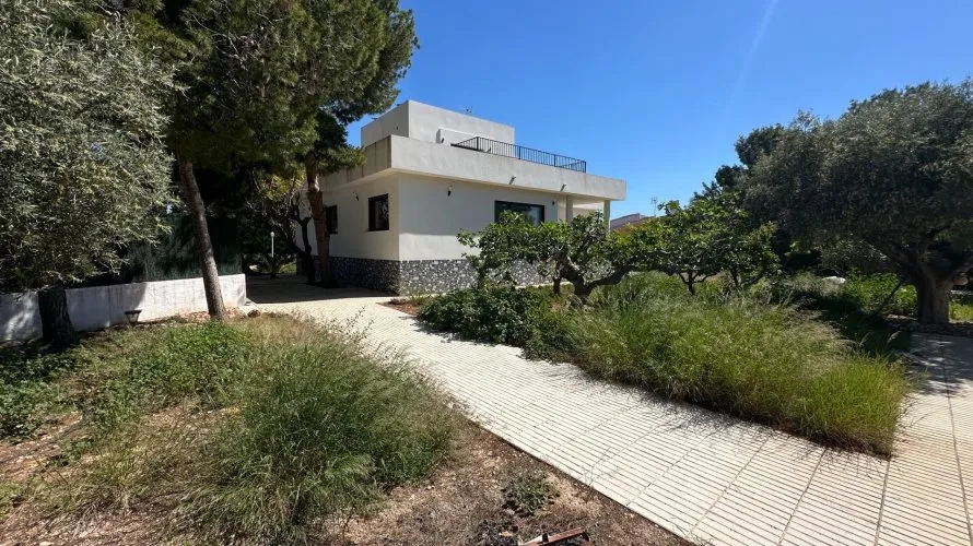 Villa de 5 chambres à San Vicente del Raspeig, Espagne No. 686 № 21