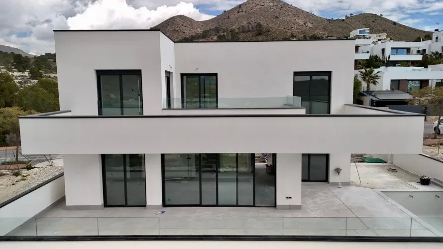 Villa de 3 chambres à Finestrat, Spain No. 671 № 13