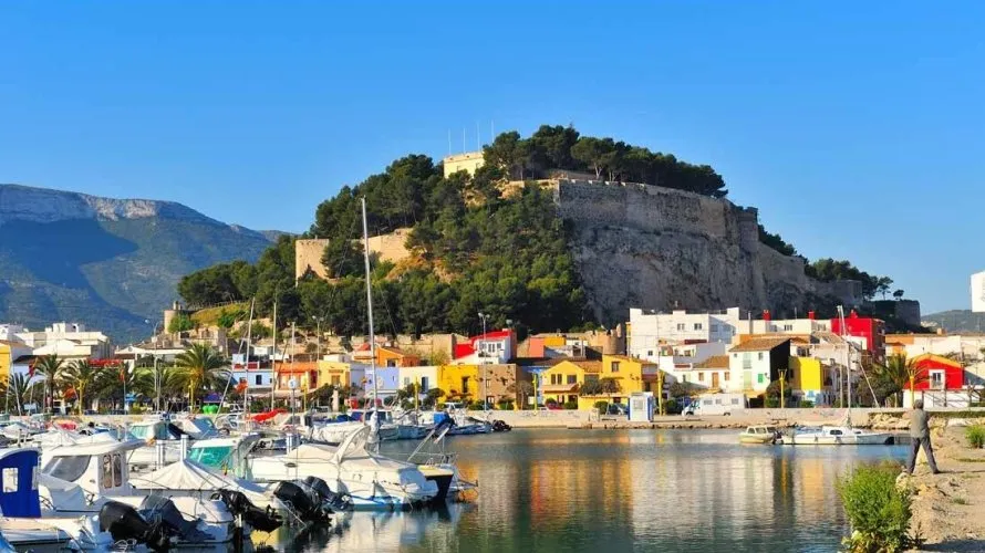 Villa de 3 chambres à Pedreguer, Spain No. 474 № 9