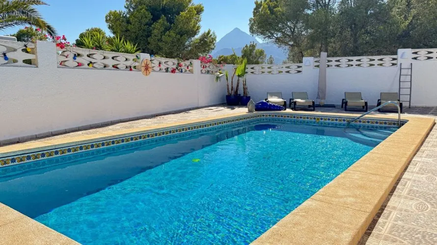 Villa de 3 chambres à La Nucia, Espagne No. 757 № 19