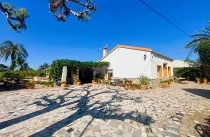 House de 5 chambres à La Marina, Espagne No. 737