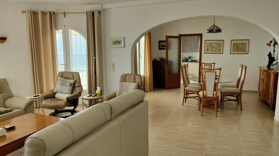 Villa de 209m² à Benitachell, Espagne No. 732 № 16