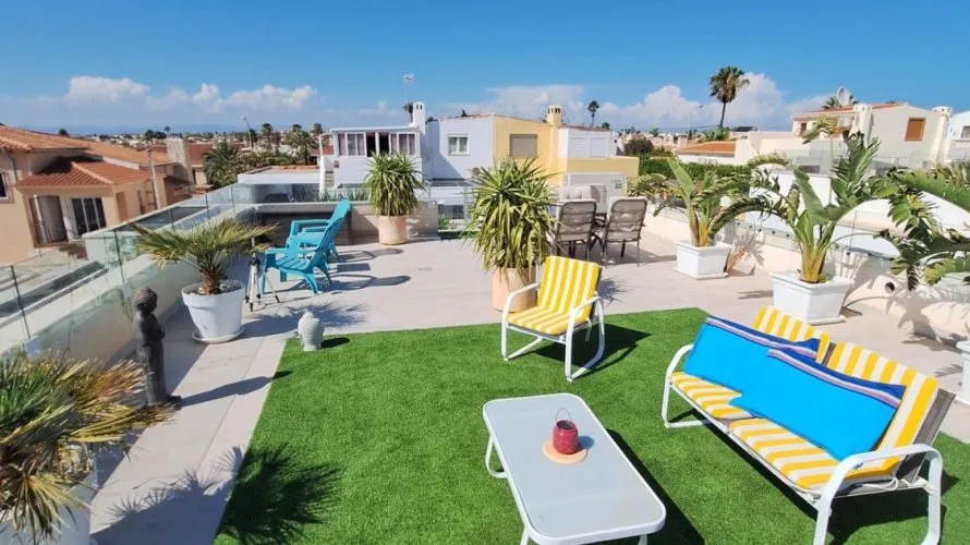 Villa de 106m² à Torrevieja, Espagne No. 728 № 19