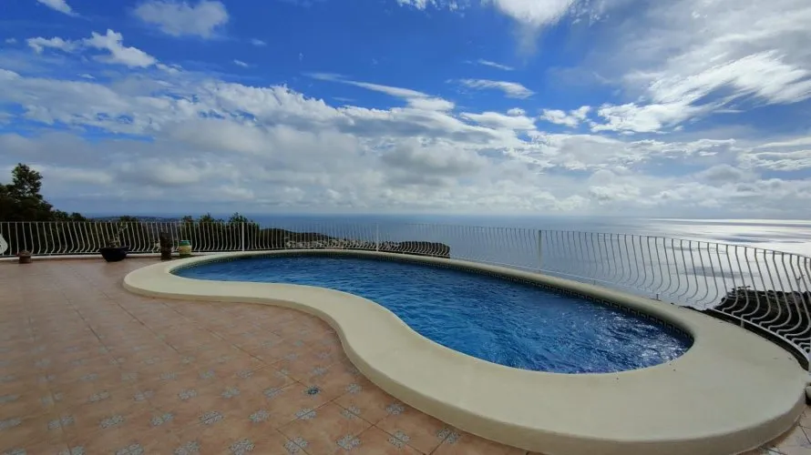 Villa de 209m² à Benitachell, Espagne No. 732 № 5
