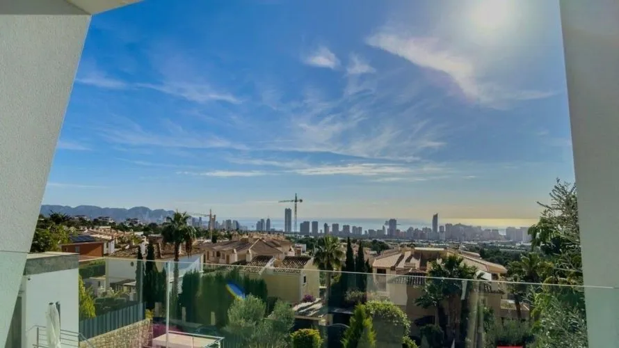Villa de 5 chambres à Finestrat, Espagne No. 716 № 28