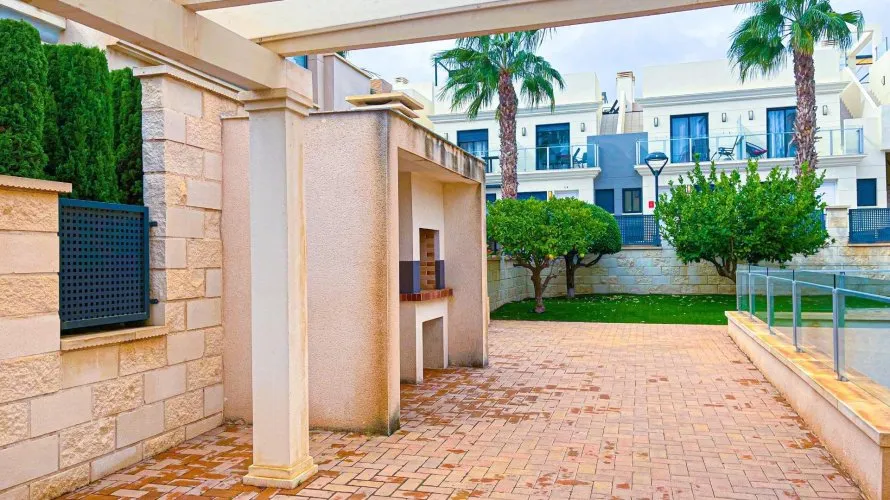 Villa de 5 chambres à La Zenia, Espagne No. 731 № 15