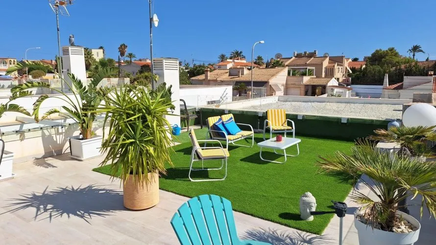 Villa de 106m² à Torrevieja, Espagne No. 728 № 20