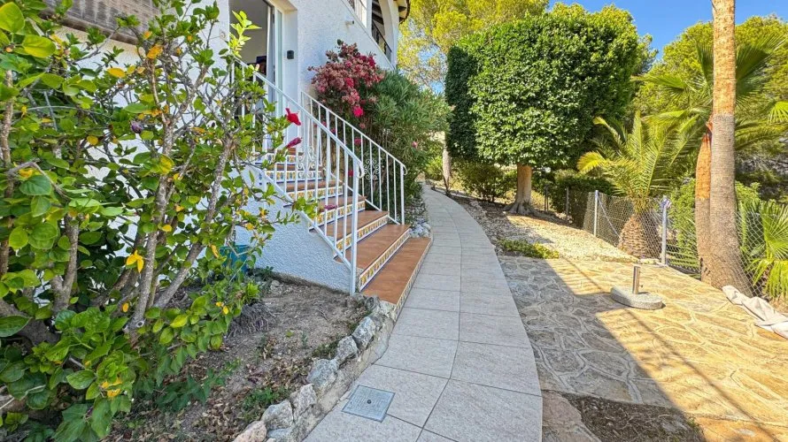 Villa de 3 chambres à La Nucia, Espagne No. 757 № 16