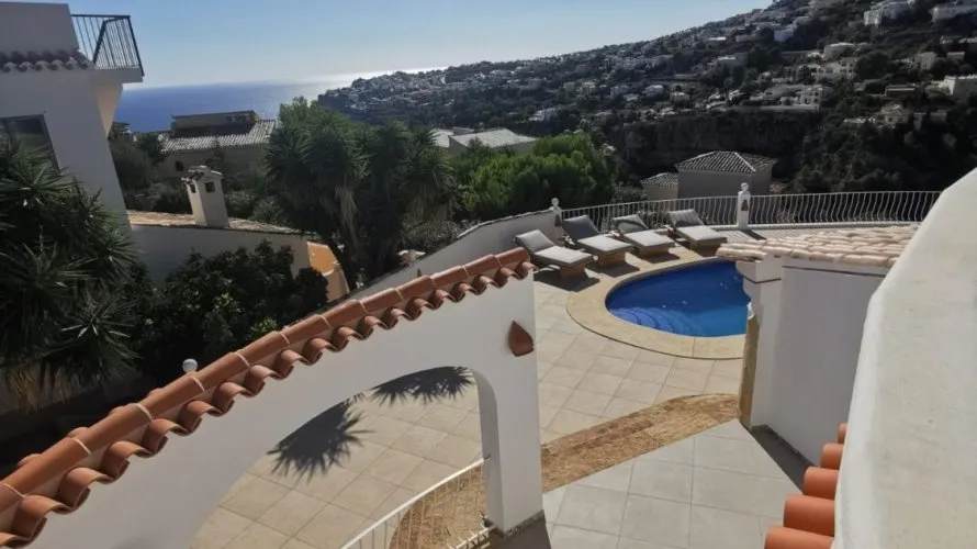 Villa de 4 chambres à Benitachell, Espagne No. 736 № 11