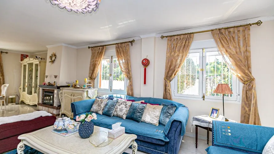 Villa de 185m² à Castilblanco de los Arroyos, Espagne No. 756 № 13