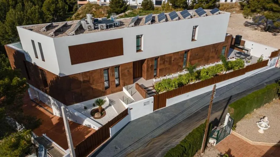 Villa de 4 chambres à Benidorm, Espagne No. 798 № 11