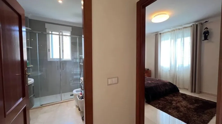 Villa de 5 chambres à Cullera, Espagne No. 774 № 12