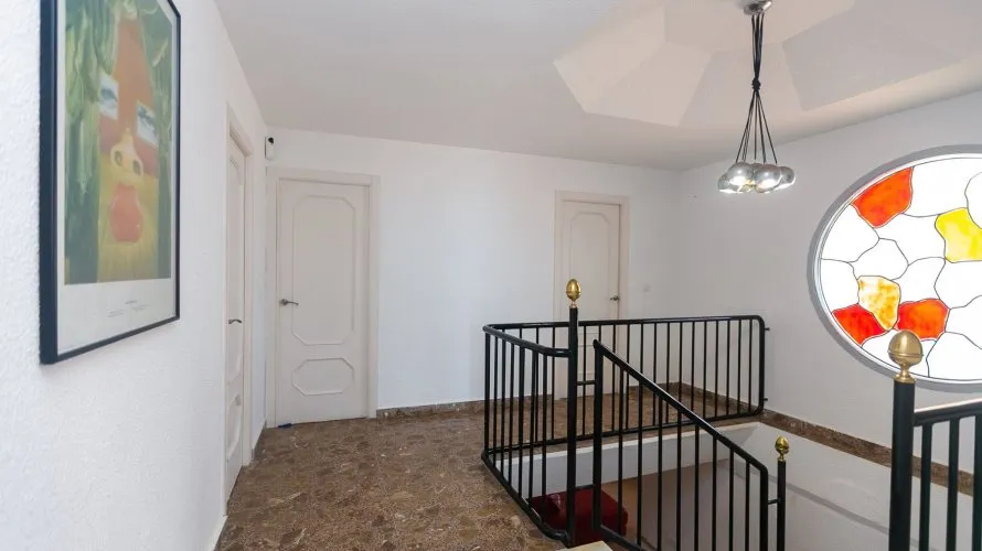 Villa de 293m² à La Zenia, Espagne No. 766 № 2