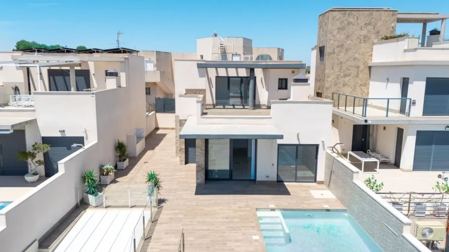 Villa de 210m² à San Miguel de Salinas, Espagne No. 790 № 28