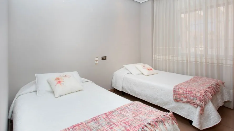 Villa de 180m² à Torrevieja, Espagne No. 786 № 19