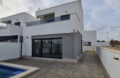 Villa de 3 chambres à Los Dolses, Espagne No. 837
