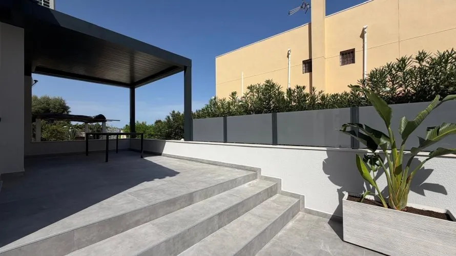 Villa de 4 chambres à Torrevieja, Espagne No. 844 № 16