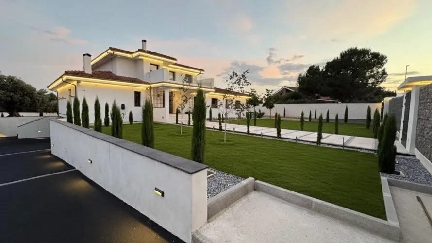 Villa de 6 chambres à Valdemorillo, Espagne No. 851 № 9