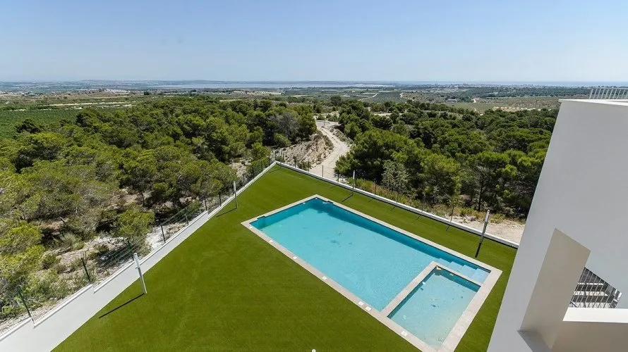 Bungalow de 3 chambres à San Miguel de Salinas, Espagne No. 849 № 17