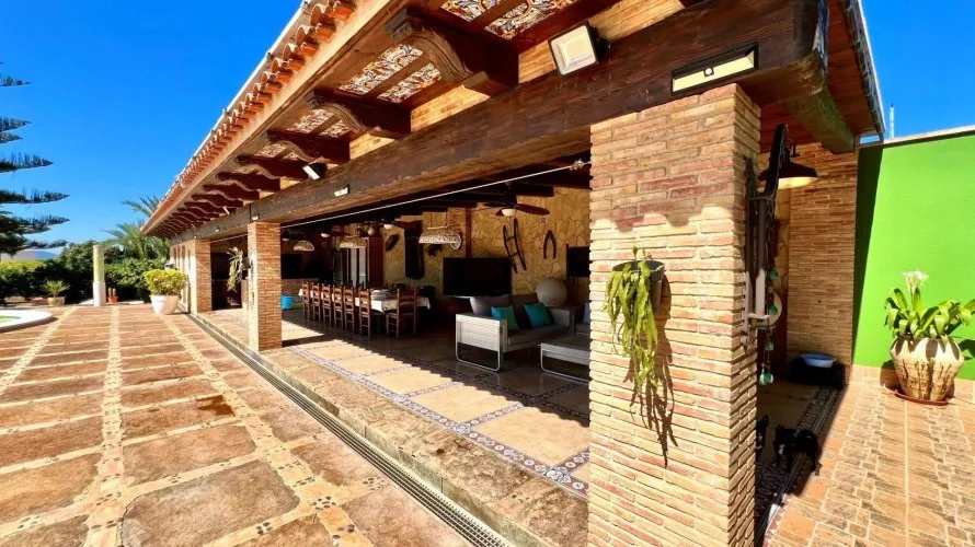 Villa de 4 chambres à Almoradi, Espagne No. 882 № 18