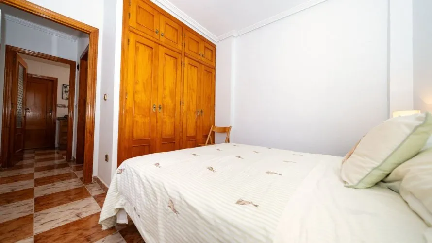 Villa de 96m² à La Zenia, Espagne No. 887